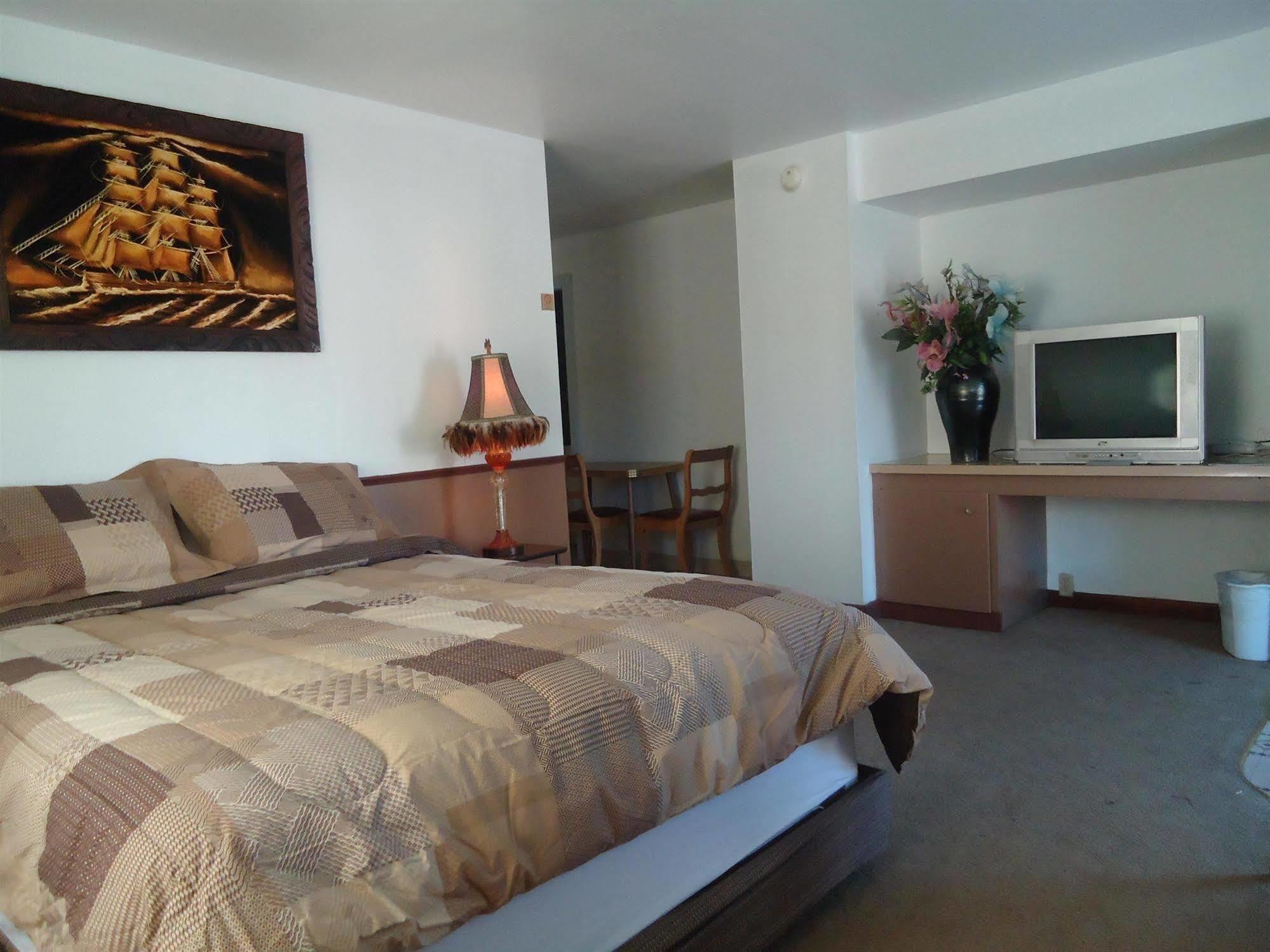 Blue Mountain Motel Okanogan Eksteriør bilde